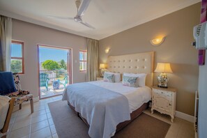 Classic Room | Premium bedding, in-room safe, desk, iron/ironing board - The Mandyville (Jeffreys Bay)