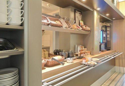 B&B HOTEL Alençon Nord