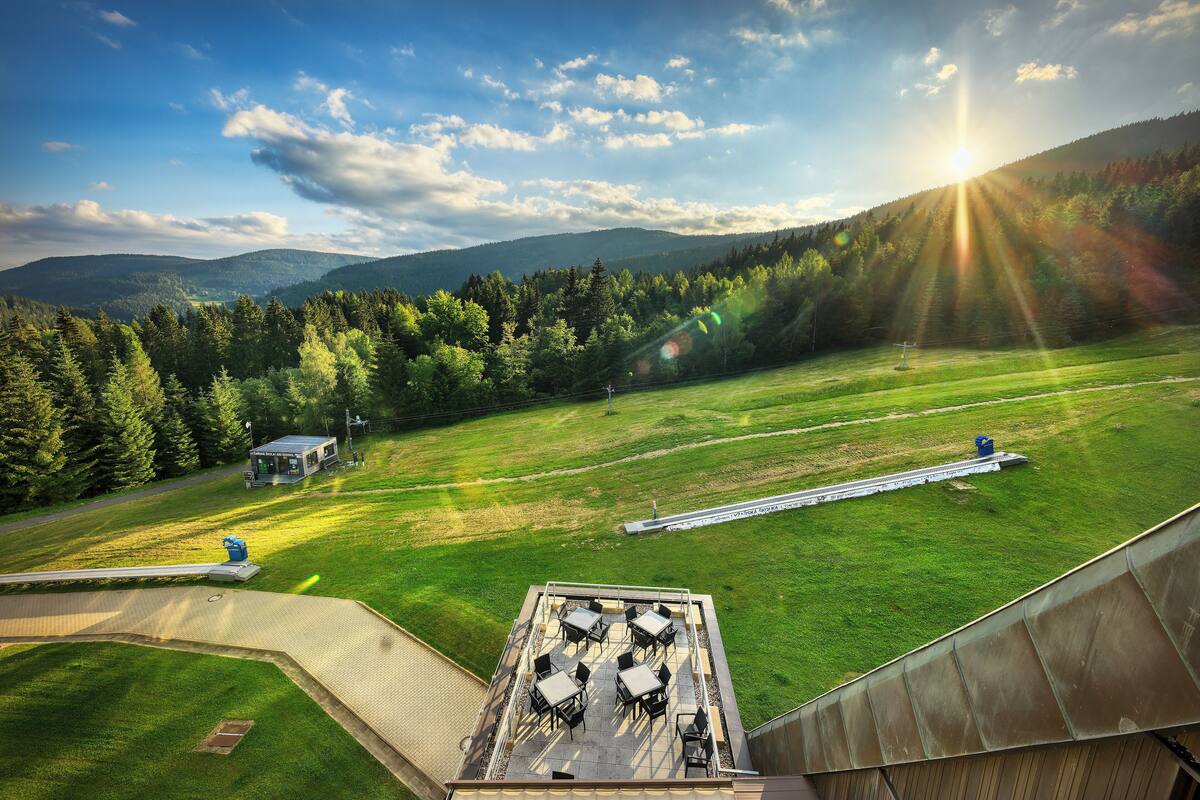 superior double room with skislope view | 2 bedrooms, minibar, in-room safe, desk