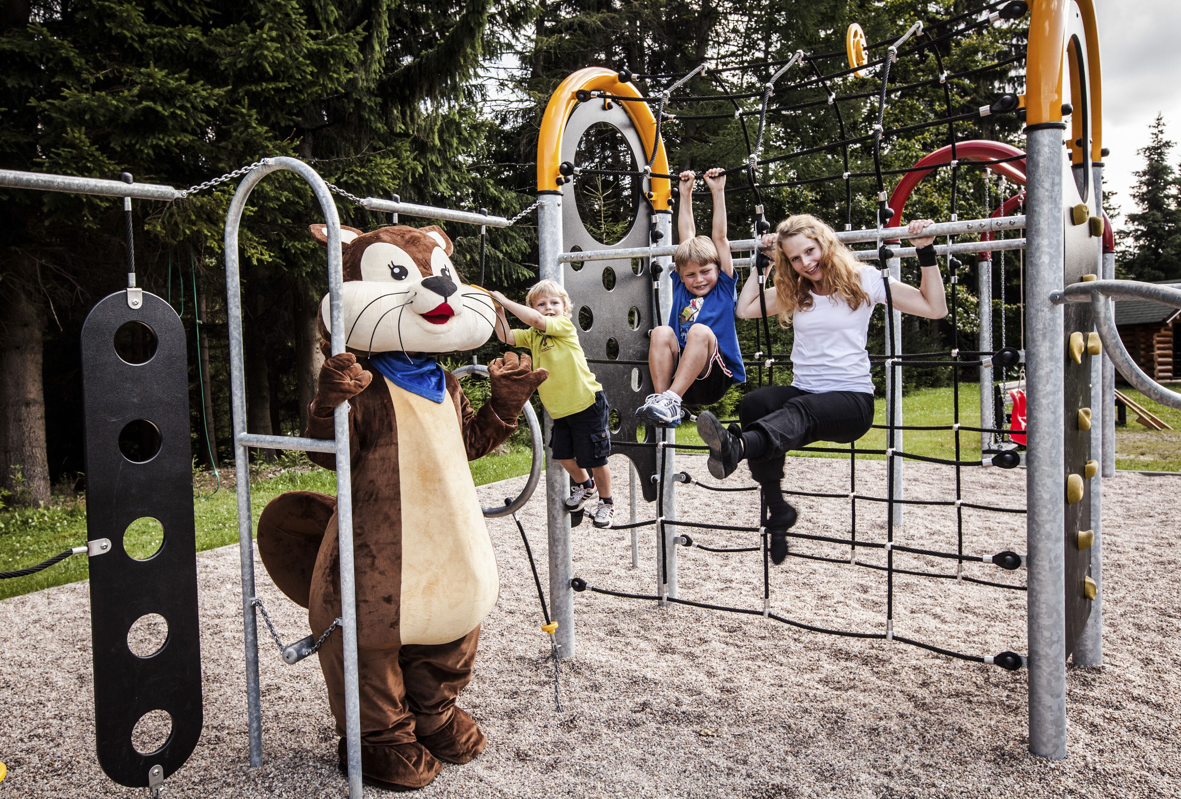 children’s play area – outdoor