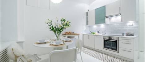 Suite de lujo, 1 habitación (at 15 Bagatela Street) | Insonorización, tabla de planchar con plancha y camas extra