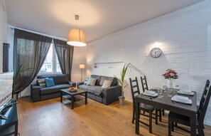Apartment, 2 Bedrooms (at 156 Niepodleglosci Avenue) | Soundproofing, iron/ironing board, rollaway beds, free WiFi - P&O Apartments Mokotów (Warsaw)