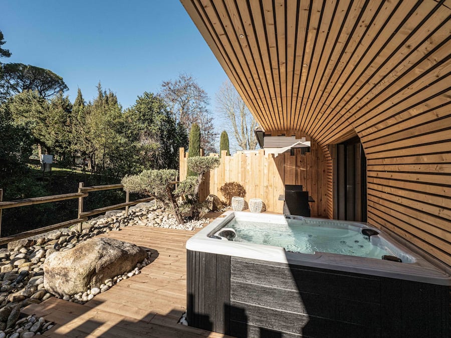 Junior Suite, Hot Tub | Premium bedding, minibar, in-room safe, desk