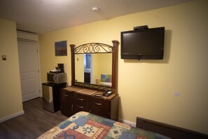 Free WiFi, bed sheets - Stardust Motel (Camrose)