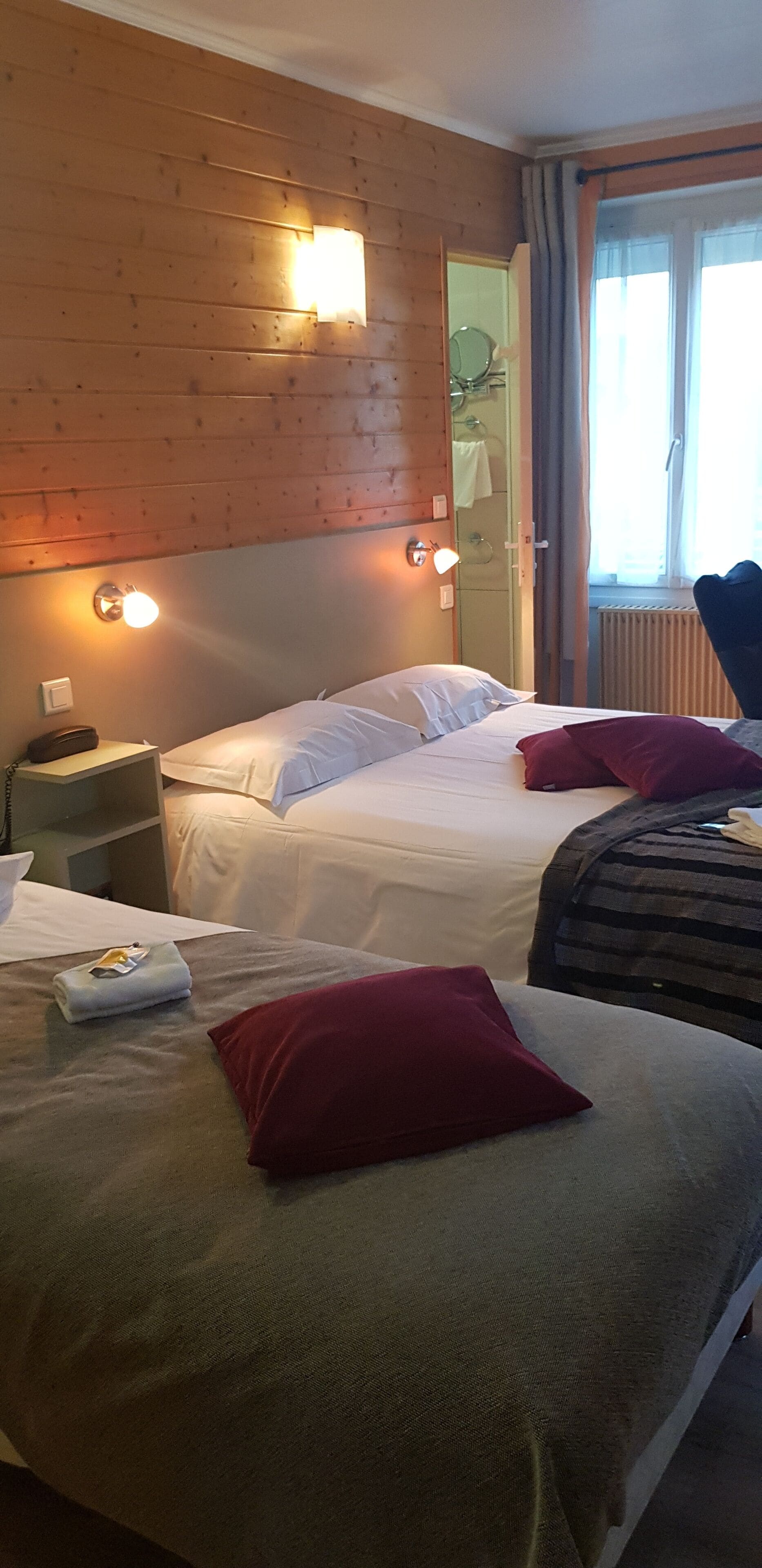 standard triple room | desk, free wifi