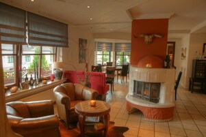 Lobby-Lounge