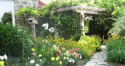 Koch Haus Bed & Breakfast