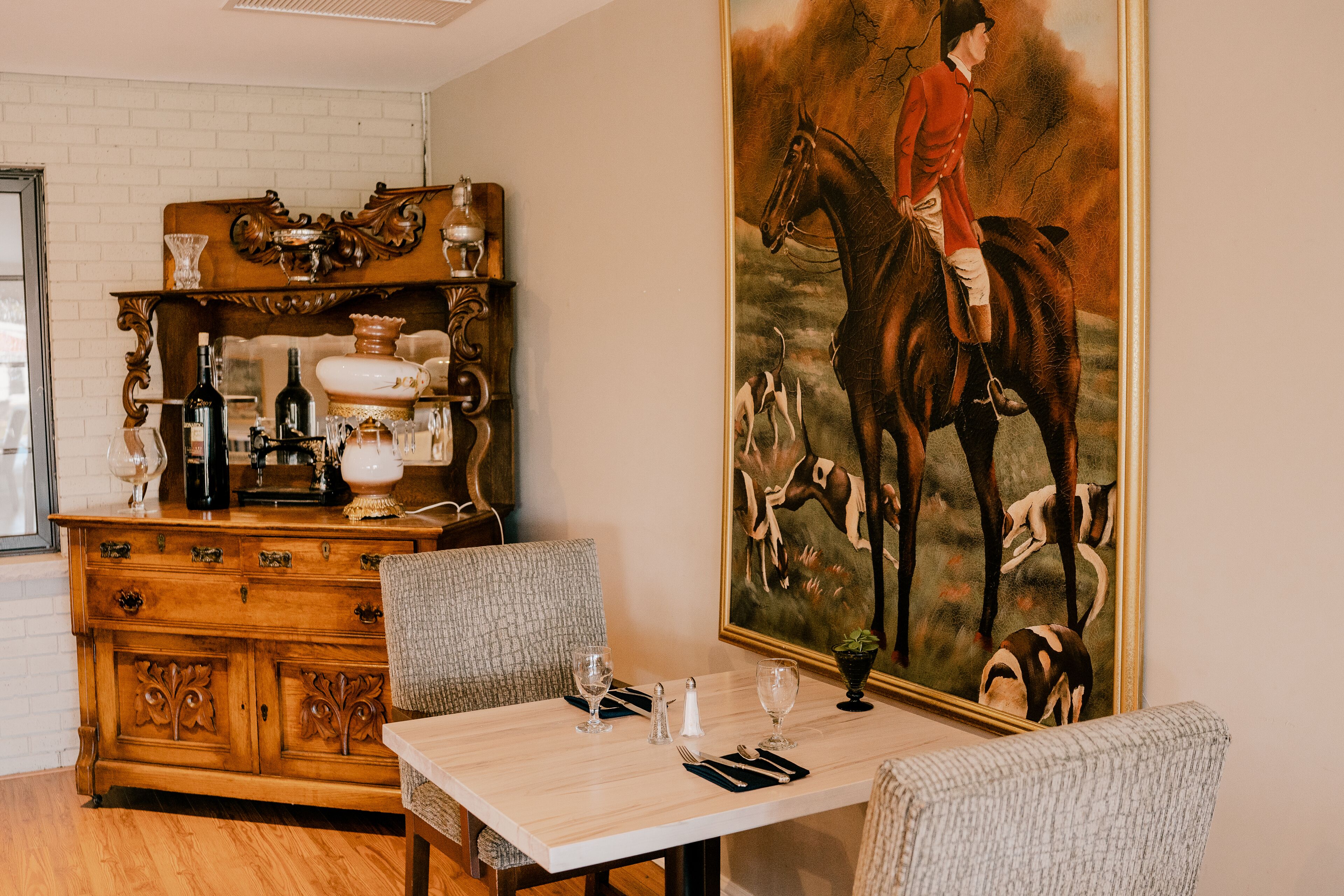 breakfast, lunch, dinner served; pool views