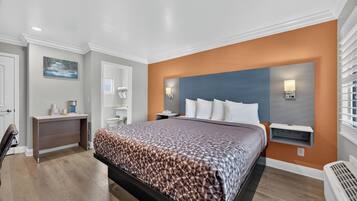 Standard Room, 1 King Bed