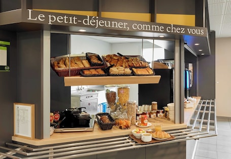 Daily buffet breakfast for a fee. B&B HOTEL Paris Romainville Noisy-le-Sec