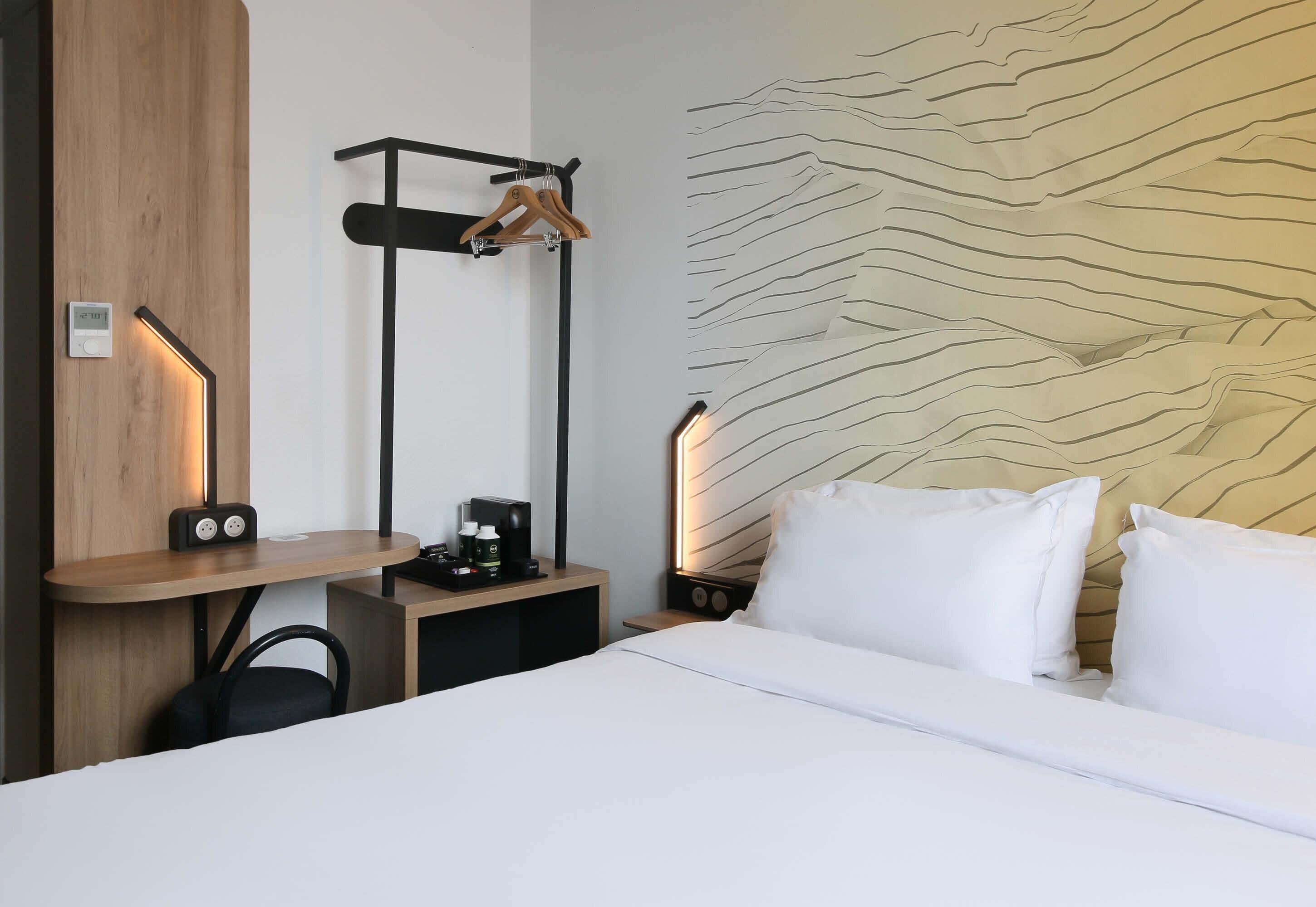 Superior tweepersoonskamer, niet-roken | Luxe beddengoed, een bureau, geluiddichte muren, gratis babybedden