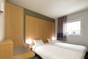 Premium bedding, desk, cots/infant beds, free WiFi - B&B Hôtel Nantes Aeroport (Bouguenais)