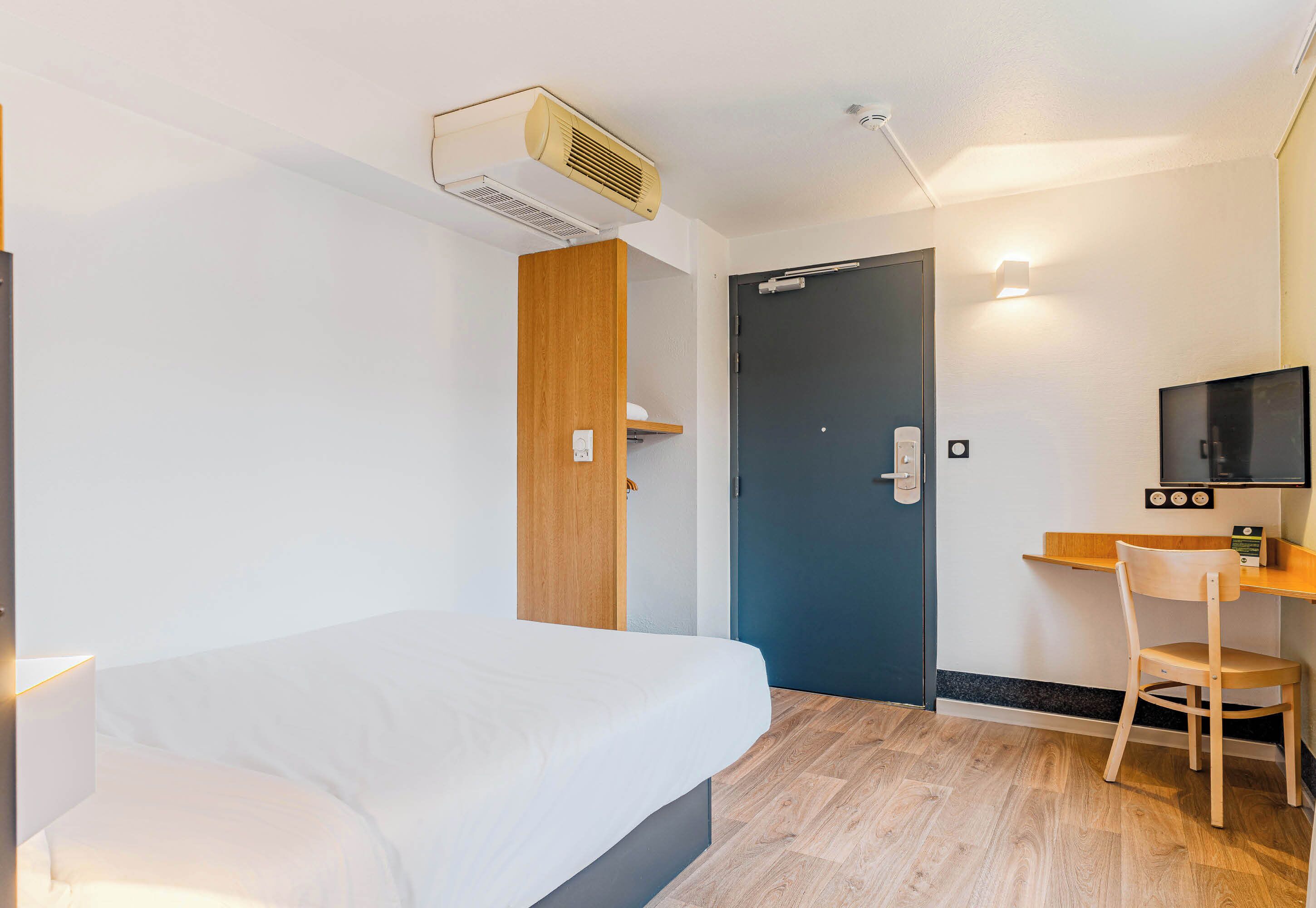 Foto - B&B HOTEL Poitiers 3 Futuroscope