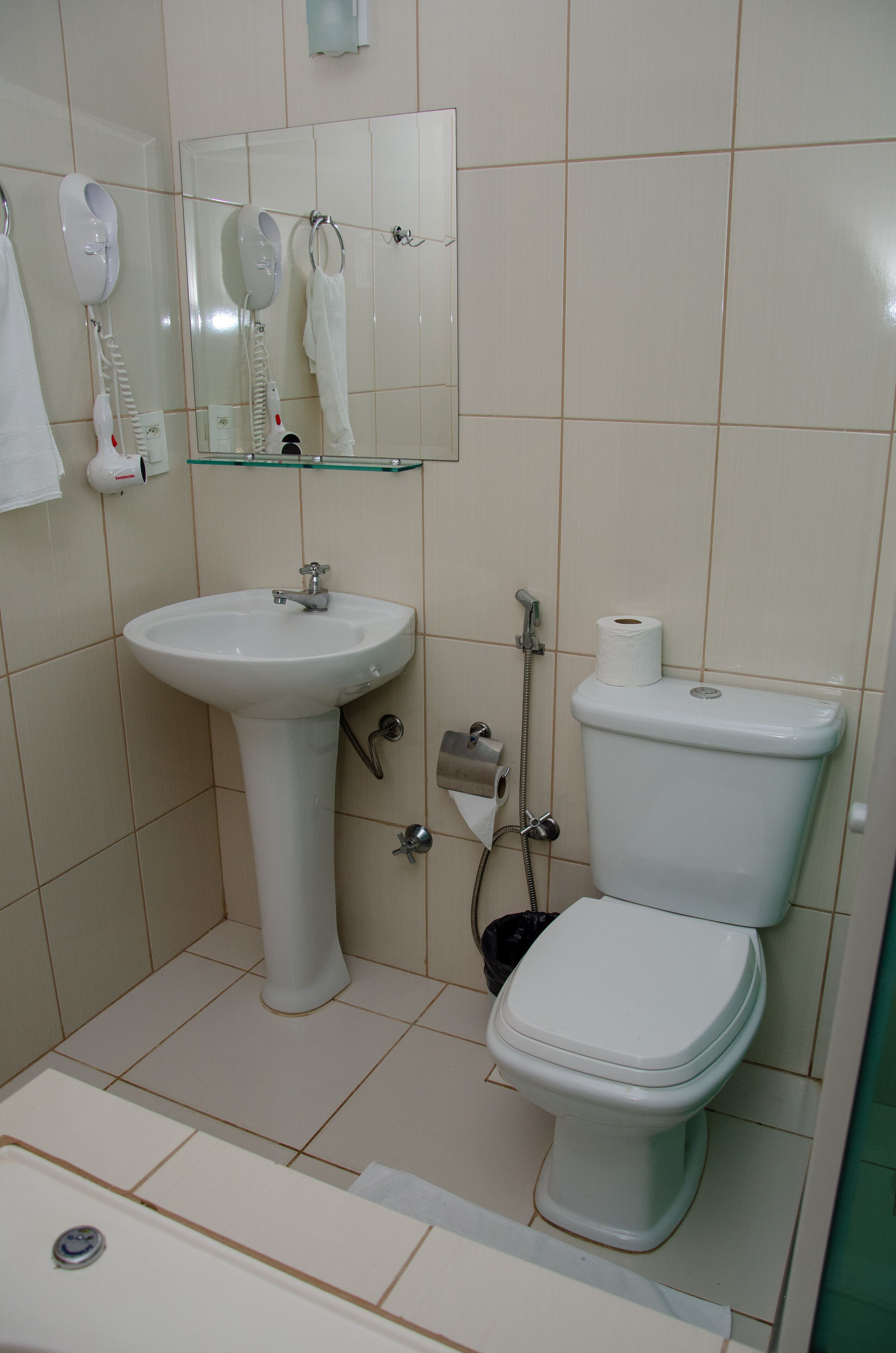 double room | bathroom | shower, hair dryer, towels