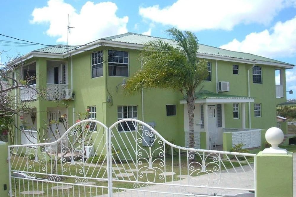 Malfranza Apartments