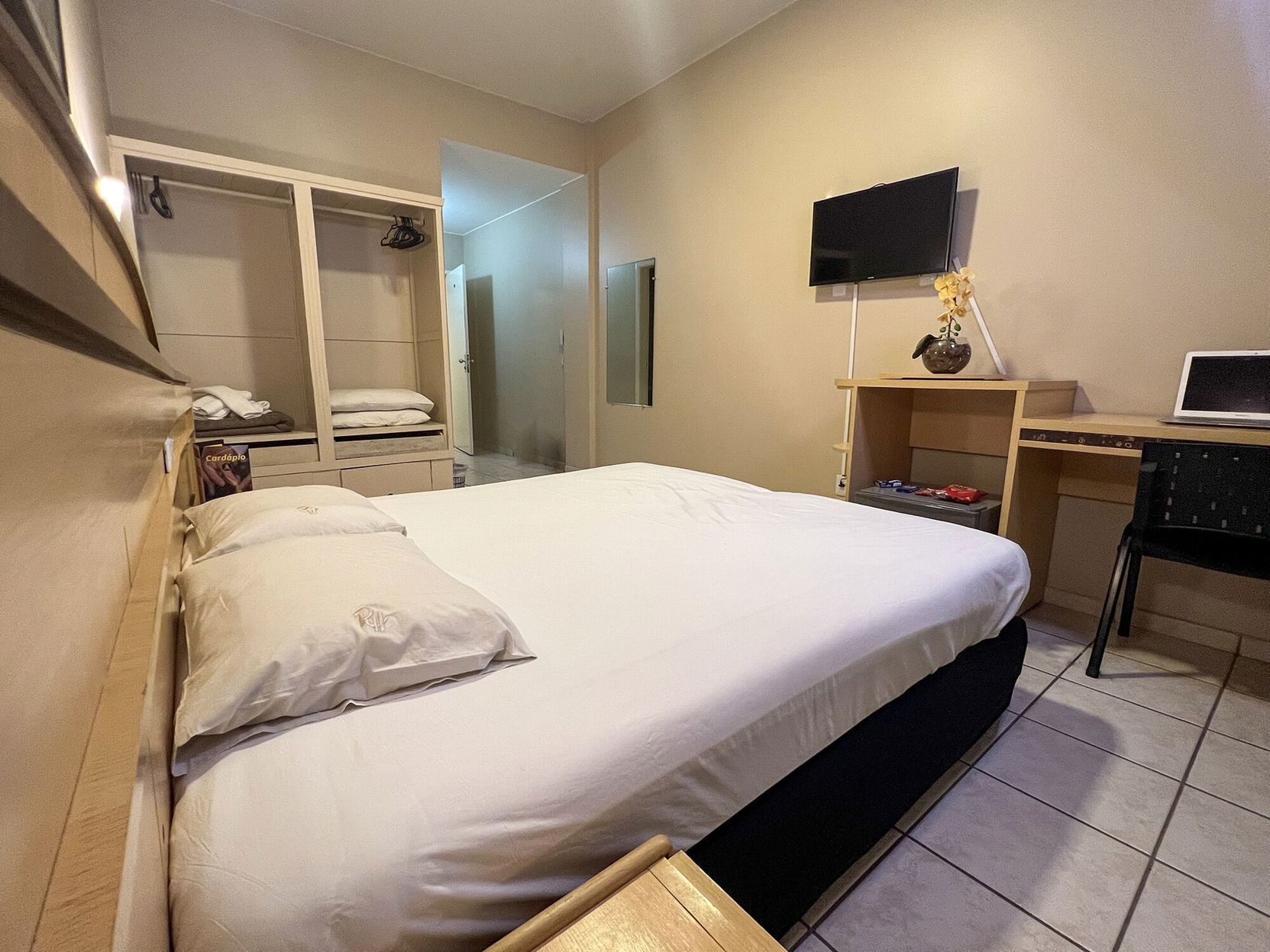 Minibar, desk, free WiFi, bed sheets