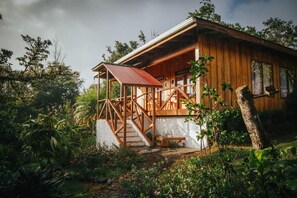Exterior detail - Hotel Holístico Monteverde (Monteverde)