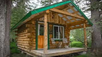 Miner's Cabin (Shared Restroom) | Voorkant van accommodatie