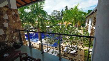 Deluxe Twin room, Pool View | 1 bedroom, Egyptian cotton sheets, premium bedding, memory foam beds