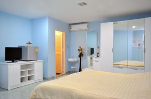 标准房 | 迷你吧、客房内保险箱、免费 WiFi