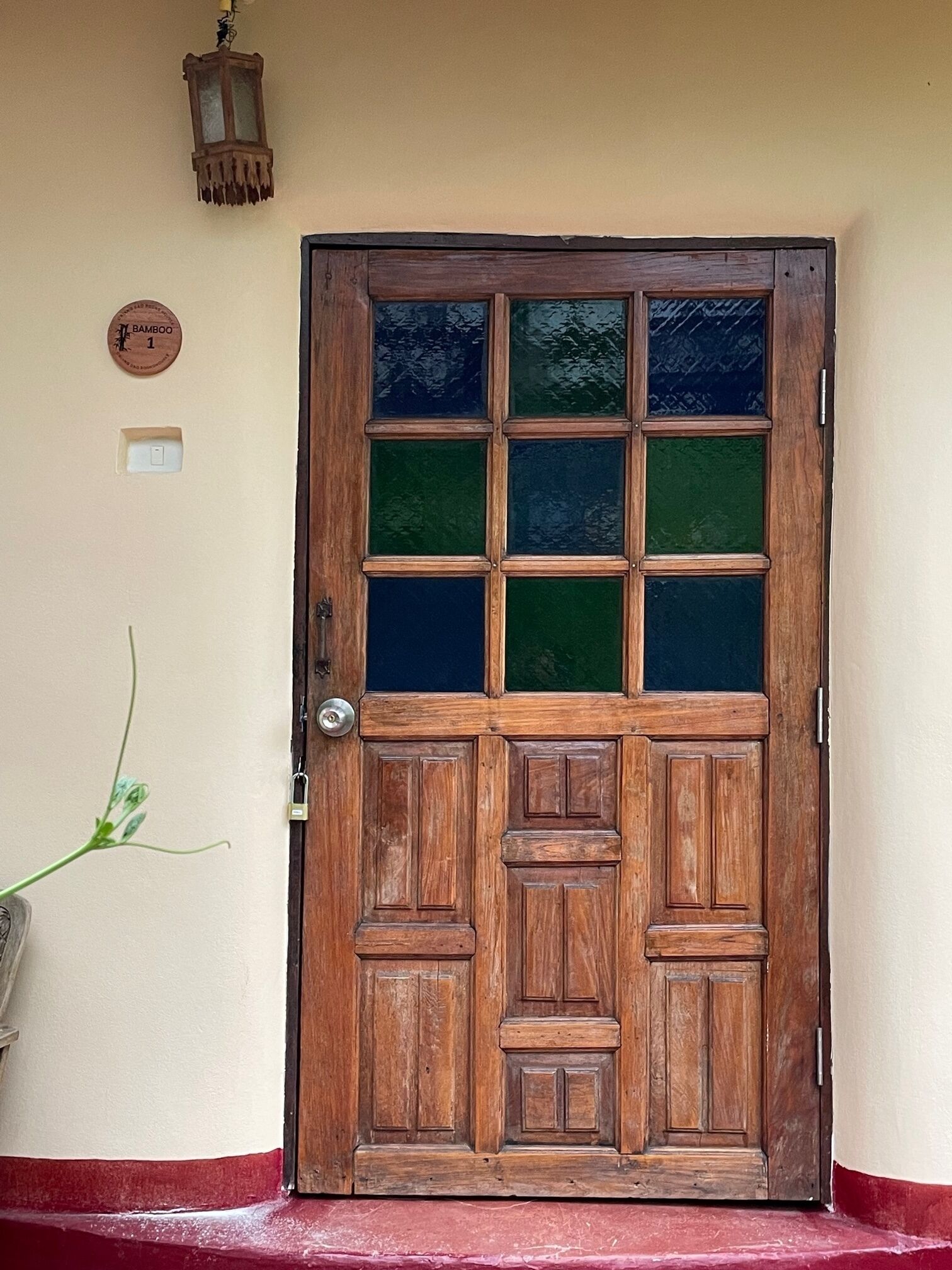 round house ( bamboo room ) | 1 bedroom, down duvets, memory-foam beds, individually decorated