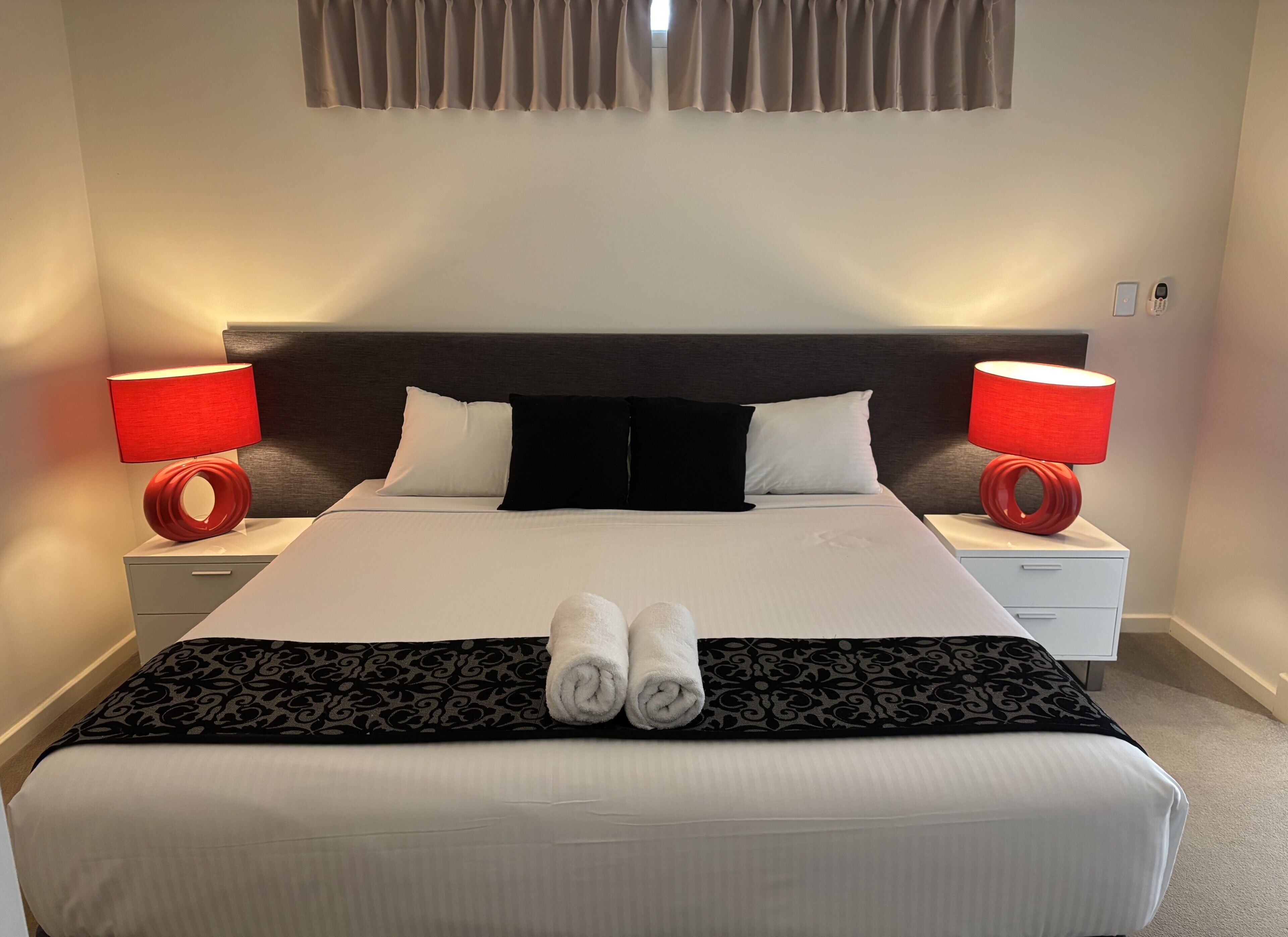Lägenhet Premium - 1 queensize-säng | Strykjärn/strykbräda, gratis wi-fi och sängkläder