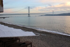 Private beach - BeachHouse Geragera (Kobe)