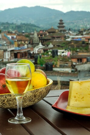 Outdoor dining - THAGU CHHEN A Boutique hotel (Bhaktapur)