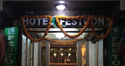 Festoon Hotel