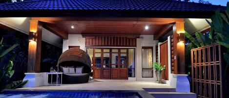 Pool Villa | Terrace/patio