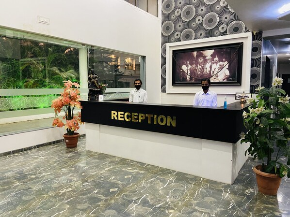 Reception - Hotel Sai Bansi (Rahata)