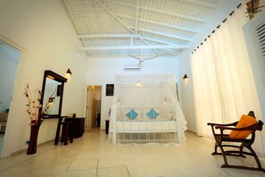 1 habitación, minibar, caja de seguridad en la habitación y escritorio 