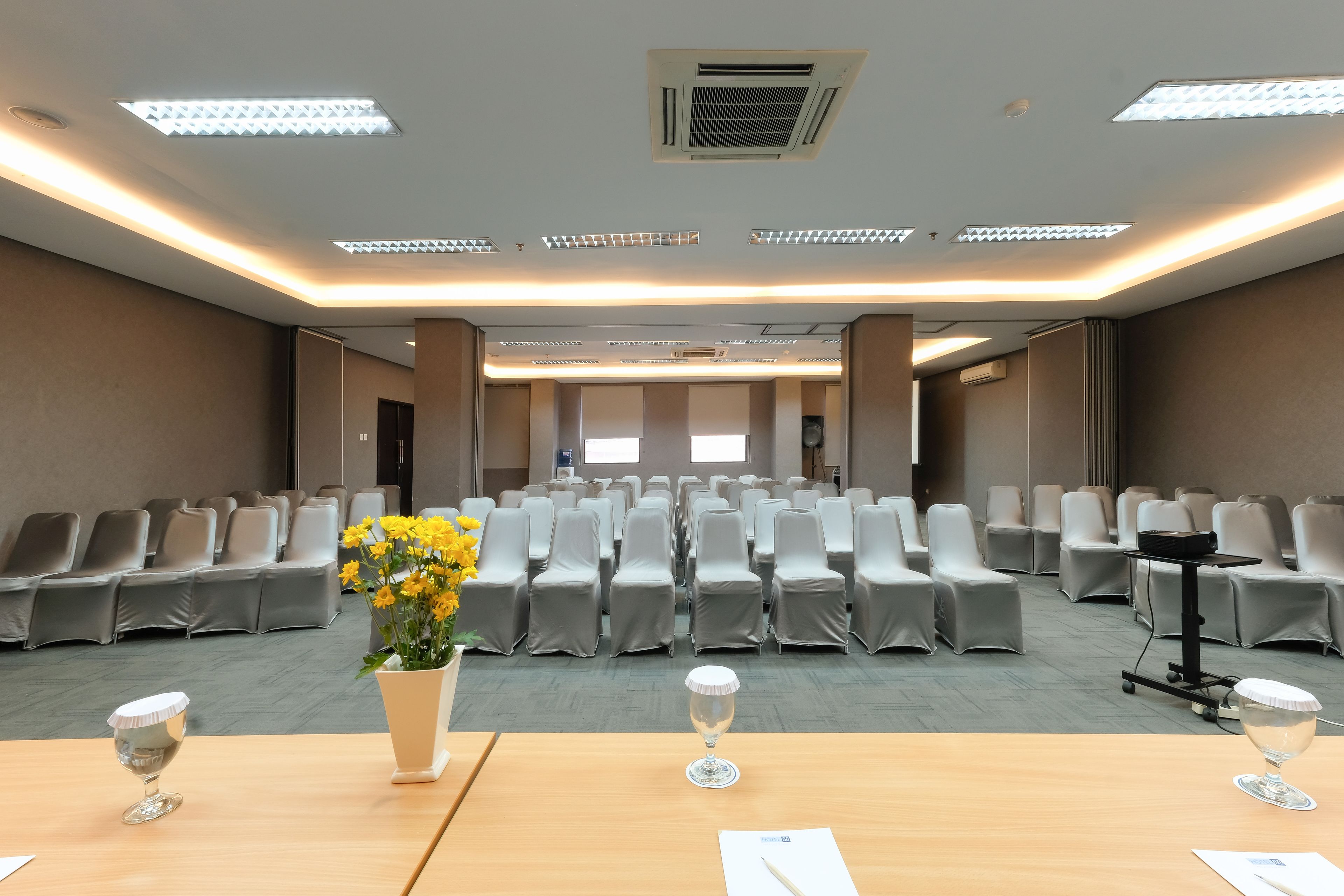 Photo - Hotel 88 Mangga Besar 62 - Best Breakfast - Near By Ancol And Government Center