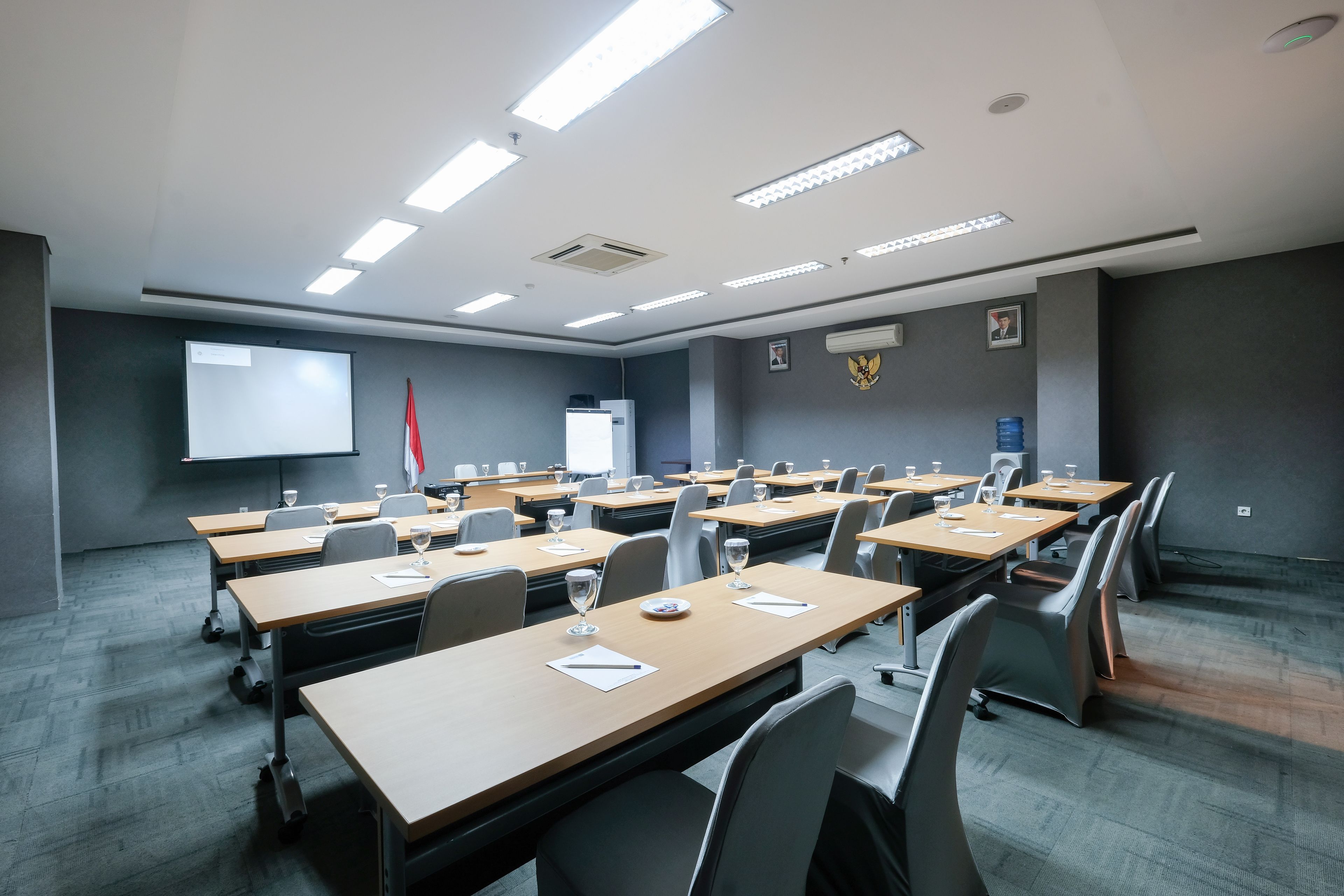 Photo - Hotel 88 Mangga Besar 62 - Best Breakfast - Near By Ancol And Government Center