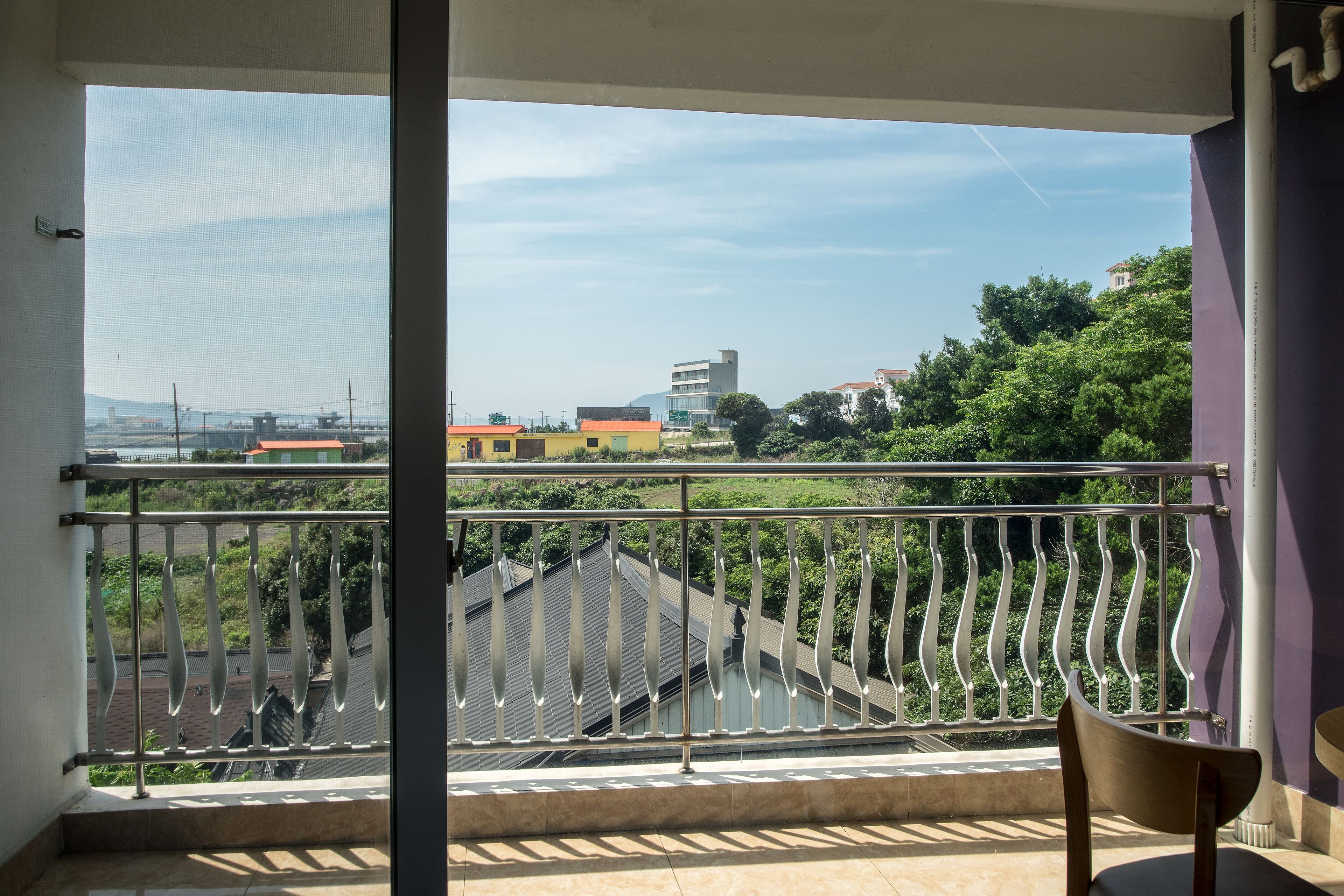 superior room | city view