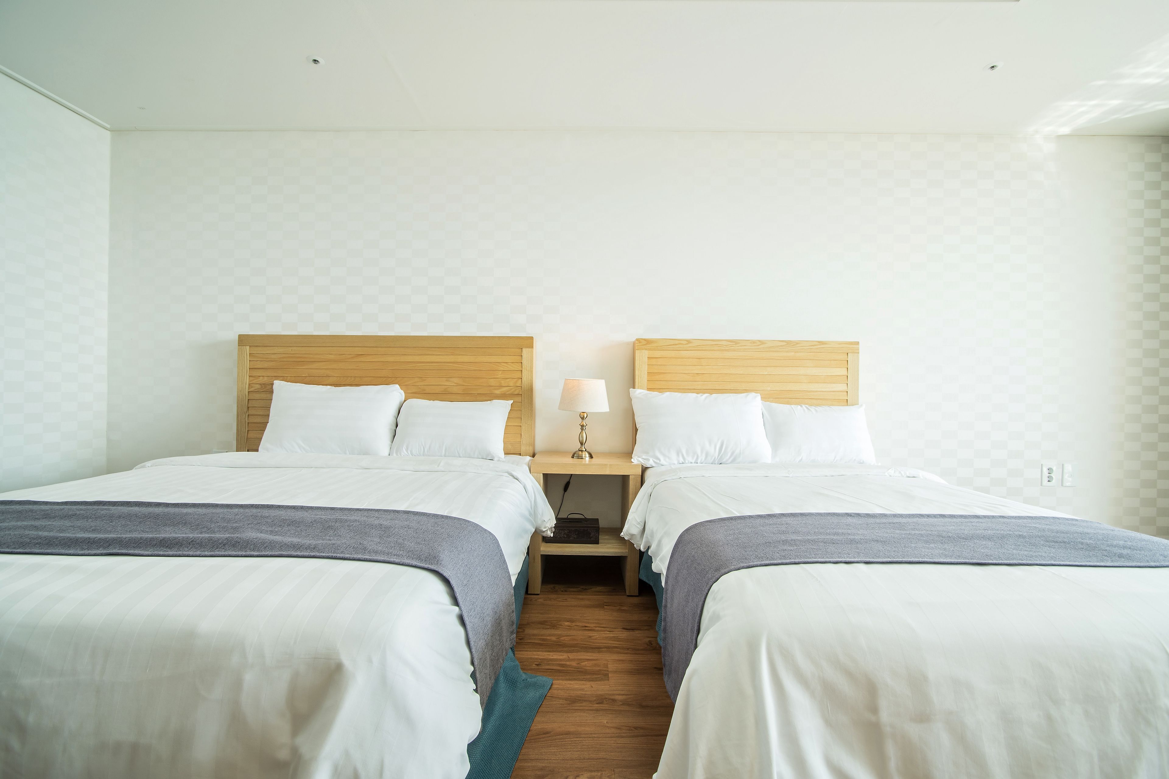 deluxe room | 1 bedroom, individually decorated, individually furnished