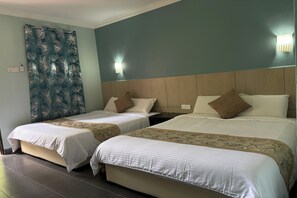 Premium Family Superior | Minibar y tabla de planchar con plancha