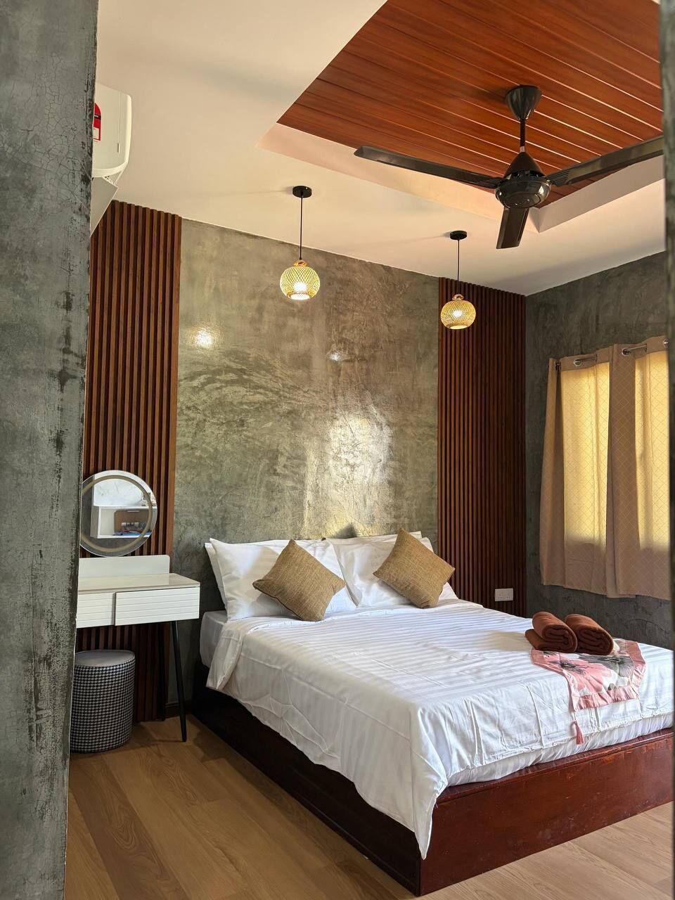 Chalet Queen  | 迷你吧、熨斗/熨衫板