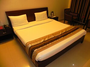 Deluxe Suite, 1 King Bed