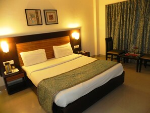 スーペリア ルーム クイーンベッド 1 台 | 1 室のベッドルーム、可動式ベッド