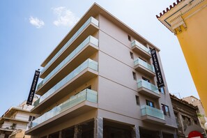 Exterior - Piraeus Port Hotel (Piraeus)