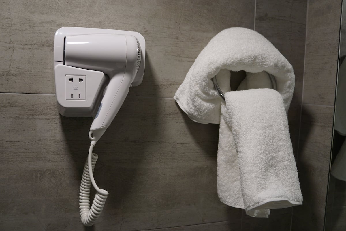 economy double room | room amenity