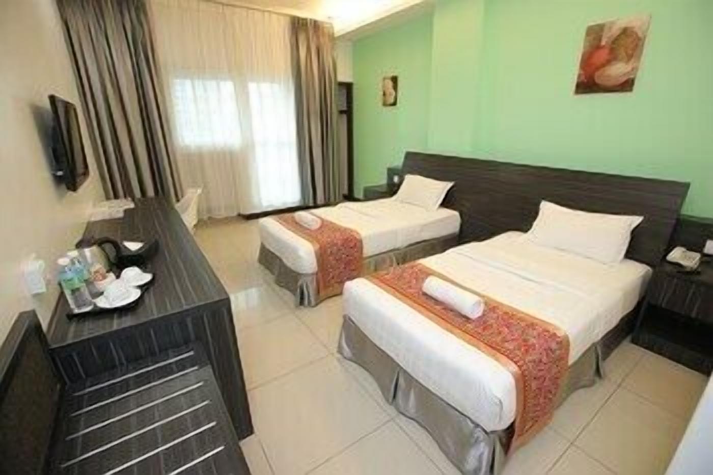 In-room safe, desk, iron/ironing board, free WiFi