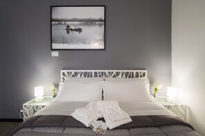 Design Double or Twin Room, City View | View from room