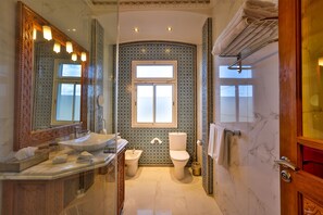 Shower, free toiletries, hair dryer, bathrobes