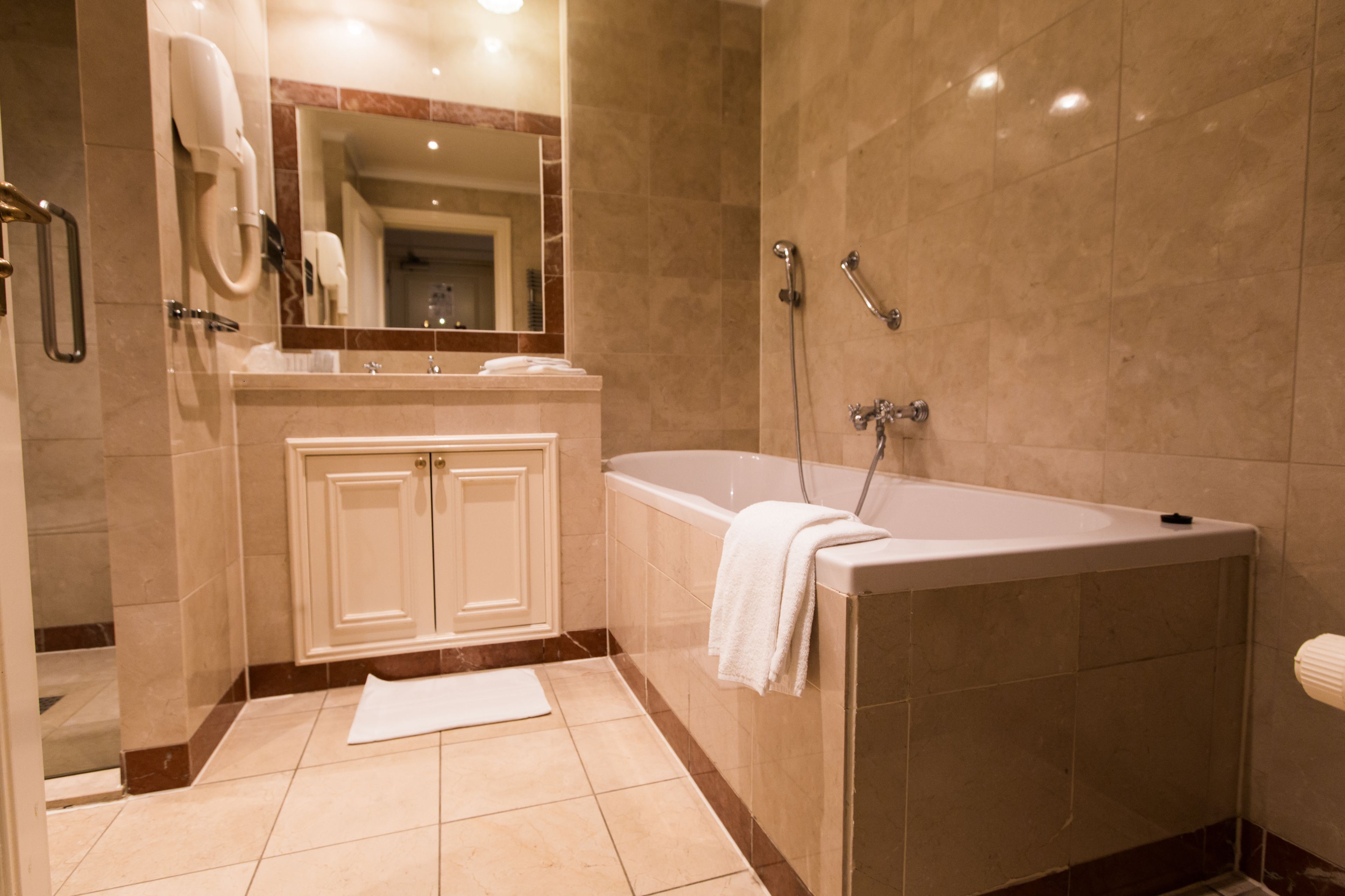 desk, iron/ironing board, cots/infant beds, free wifi