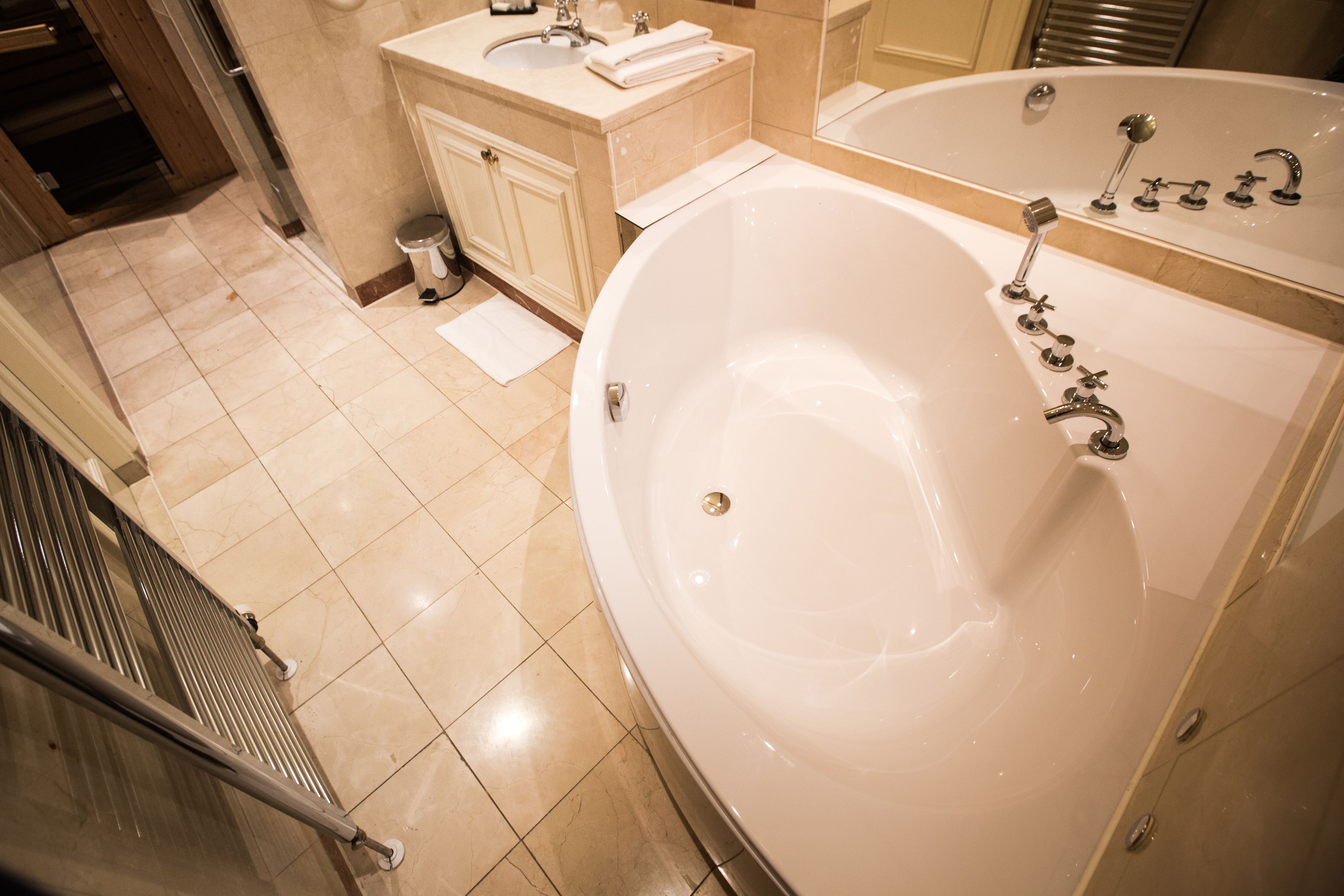 superior suite, sauna | bathroom | free toiletries, hair dryer, towels
