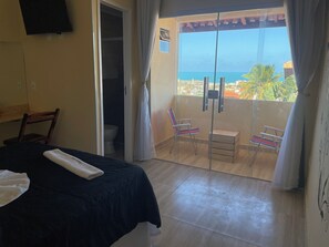 Habitación panorámica | Sábanas de algodón egipcio, edredones de plumas, escritorio