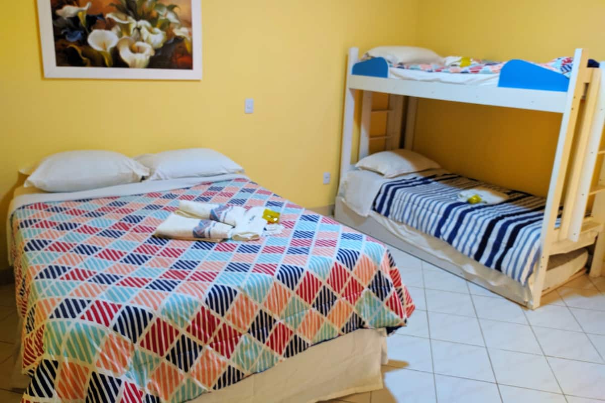 Sábanas de algodón egipcio, edredón y escritorio