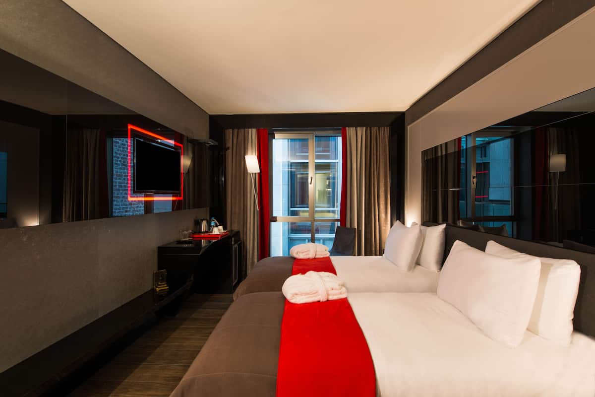 Premium bedding, minibar, in-room safe, soundproofing